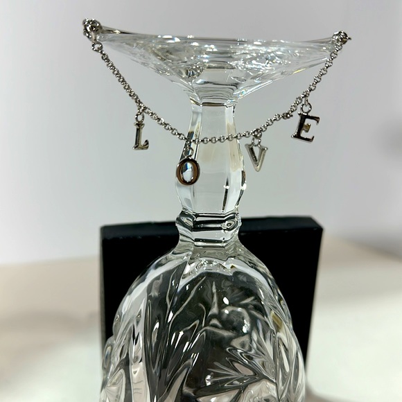 Silver L.O.V.E. Charm Bracelet - Picture 4 of 6